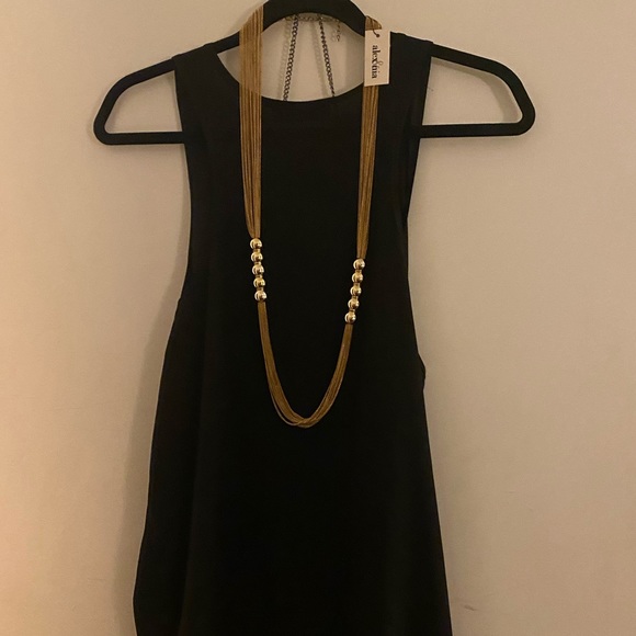 Alex & Nia Necklace - Picture 2 of 8